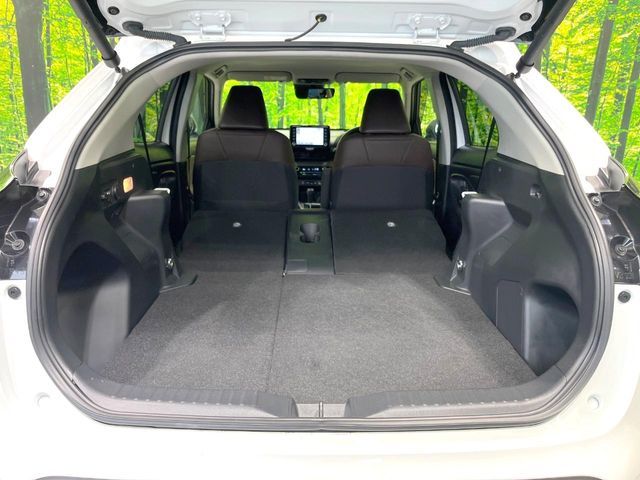 TOYOTA YARIS CROSS HYBRID 2023