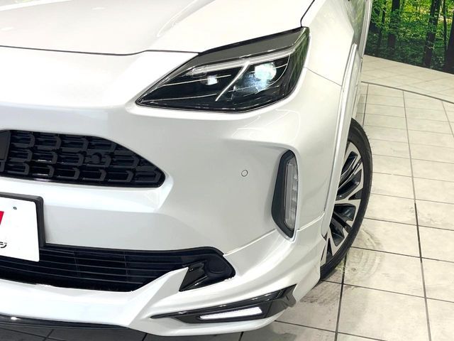 TOYOTA YARIS CROSS HYBRID 2023