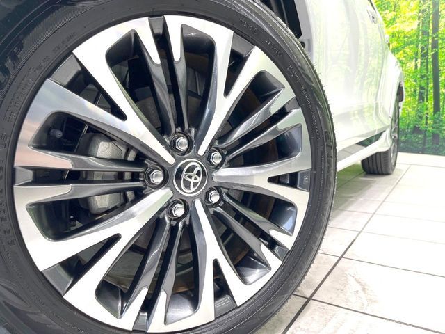 TOYOTA YARIS CROSS HYBRID 2023