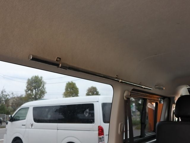 TOYOTA HIACE van 4WD 2015