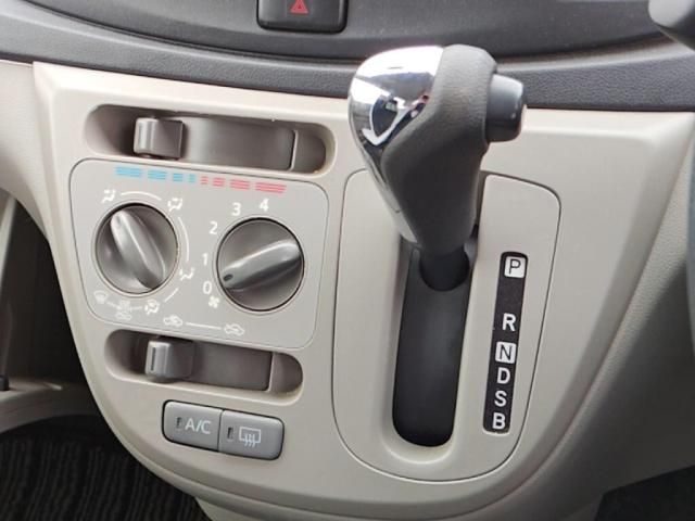 DAIHATSU MIRA e:S 2016