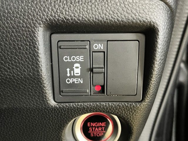 HONDA N BOX CUSTOM 2020