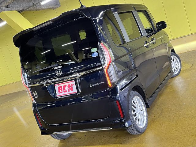 HONDA N BOX CUSTOM 2021