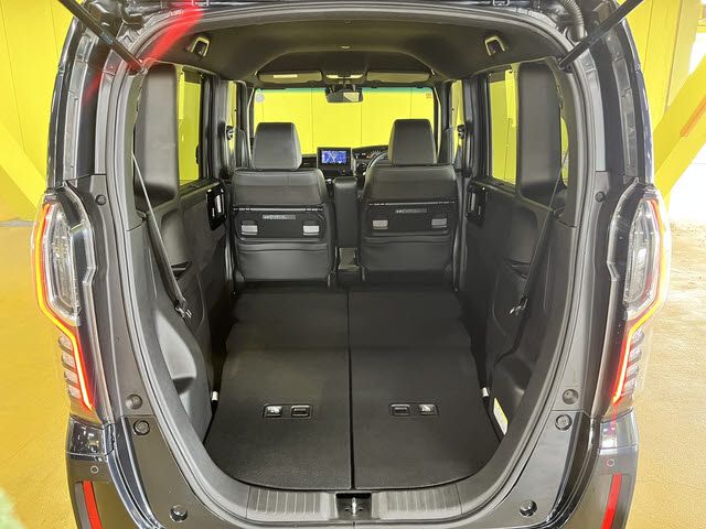 HONDA N BOX CUSTOM 2021