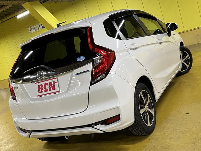 HONDA FIT HYBRID 2018