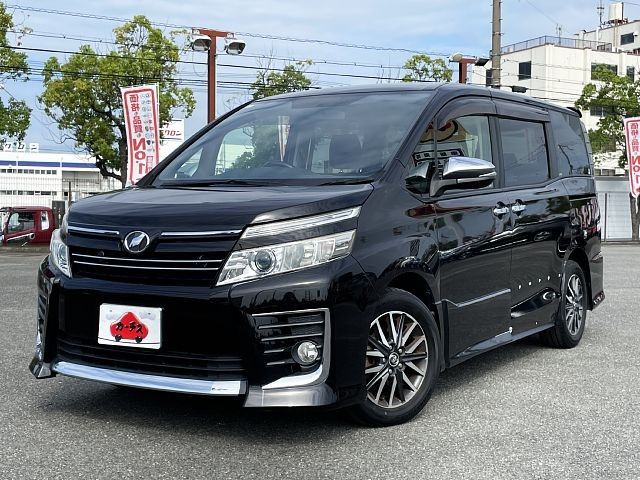 TOYOTA VOXY 2015