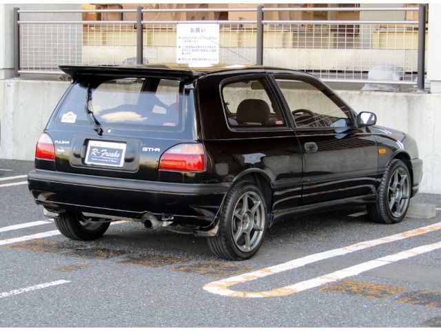 NISSAN PULSAR hatchback 4WD 1992