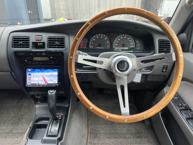 TOYOTA HILUXSURF wagon 2WD 2002