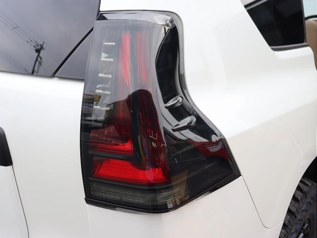 TOYOTA LANDCRUISER PRADO 2020