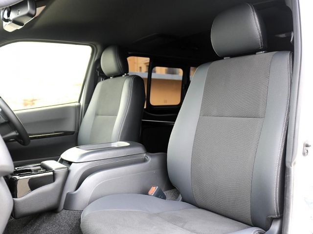 TOYOTA HIACE van 2WD 2020