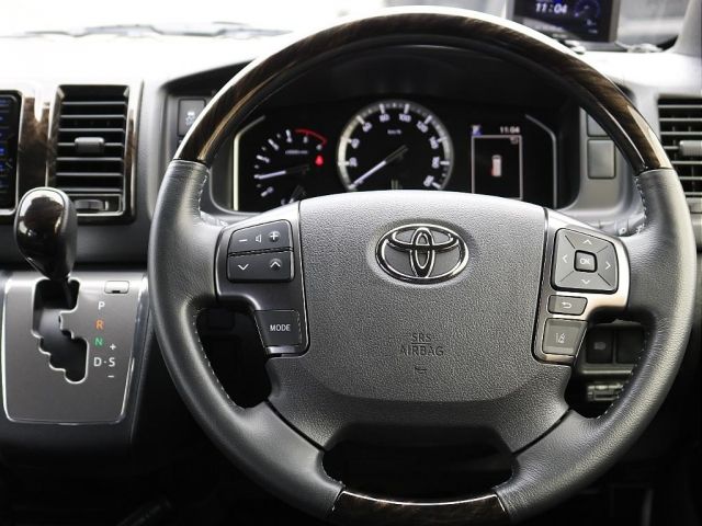 TOYOTA HIACE van 2WD 2020