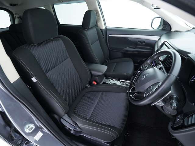 MITSUBISHI OUTLANDER 4WD 2017