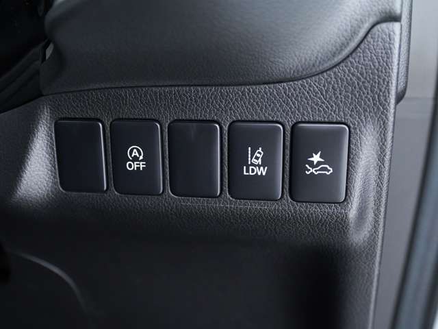 MITSUBISHI OUTLANDER 4WD 2017