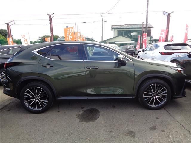 TOYOTA LEXUS NX350h 2022