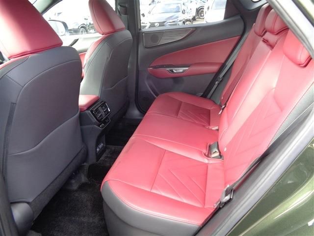 TOYOTA LEXUS NX350h 2022