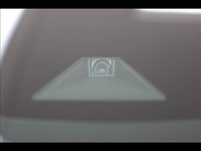 TOYOTA PRIUS PHV 2021