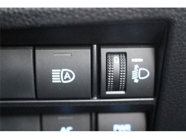 TOYOTA NOAH HYBRID 2022