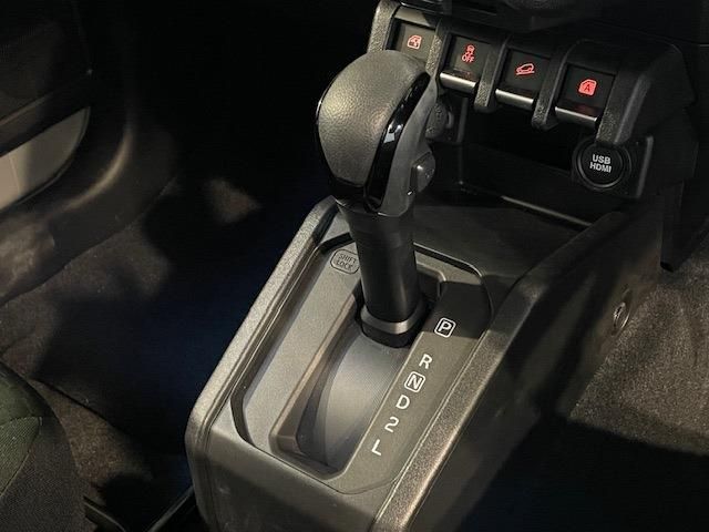 SUZUKI JIMNY 4WD 2025