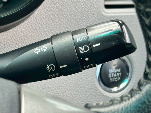 TOYOTA MARK X ZIO 2008