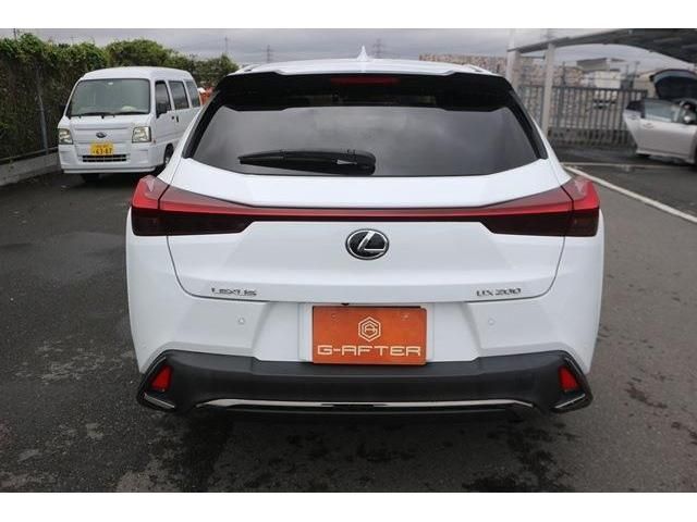 TOYOTA LEXUS UX200 2018