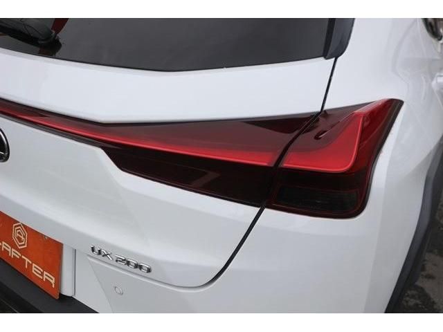 TOYOTA LEXUS UX200 2018