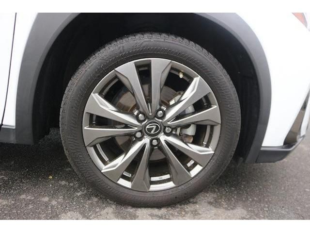 TOYOTA LEXUS UX200 2018