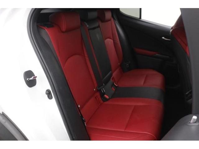 TOYOTA LEXUS UX200 2018