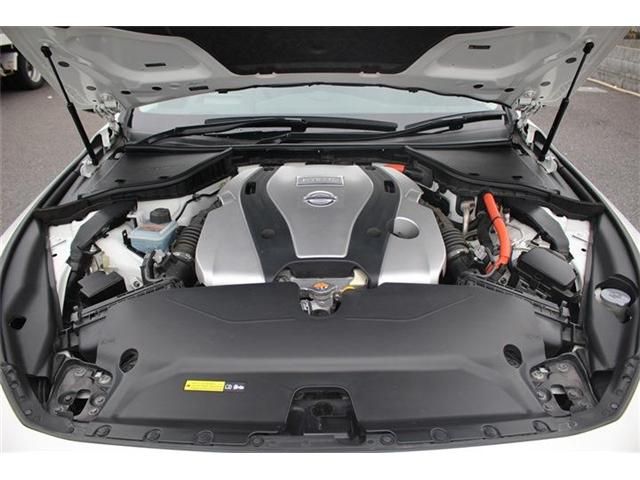 NISSAN SKYLINE HYBRID 2019