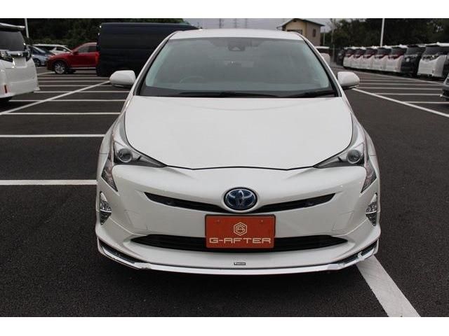 TOYOTA PRIUS 2018
