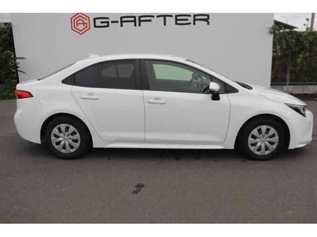 TOYOTA COROLLA sedan HYBRID 2023