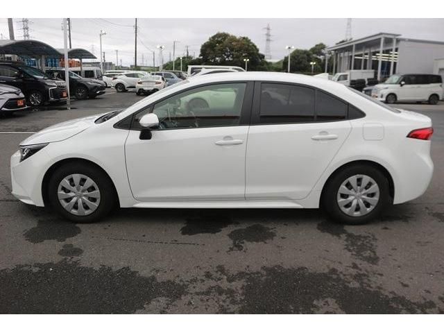 TOYOTA COROLLA sedan HYBRID 2023