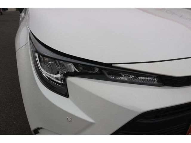 TOYOTA COROLLA sedan HYBRID 2023