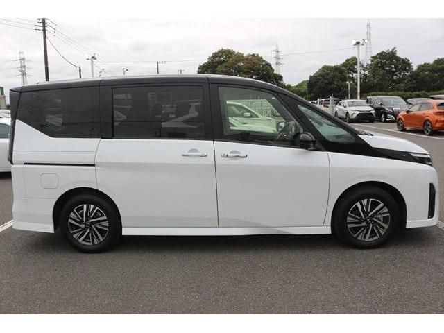 NISSAN SERENA  WG 2023