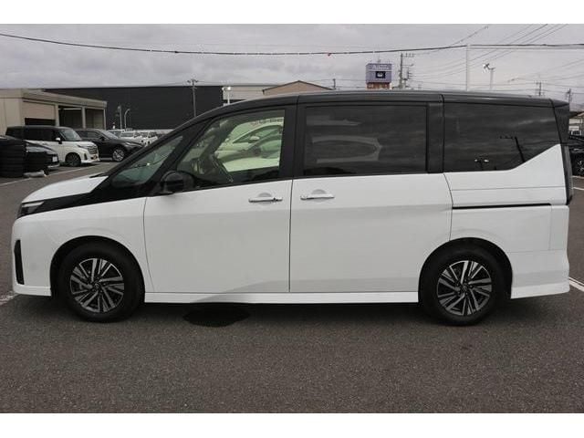NISSAN SERENA  WG 2023