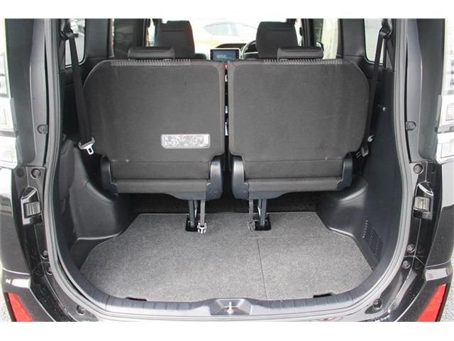 TOYOTA VOXY HYBRID 2017