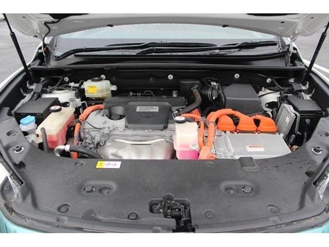 TOYOTA HARRIER HYBRID 2017