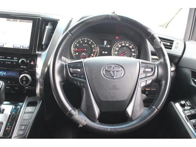 TOYOTA VELLFIRE 2015