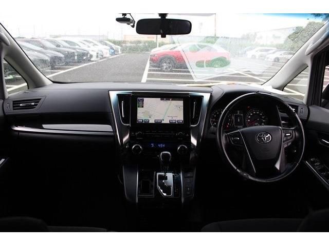 TOYOTA VELLFIRE 2015