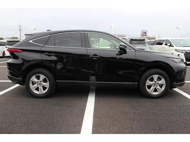 TOYOTA HARRIER 2WD 2022