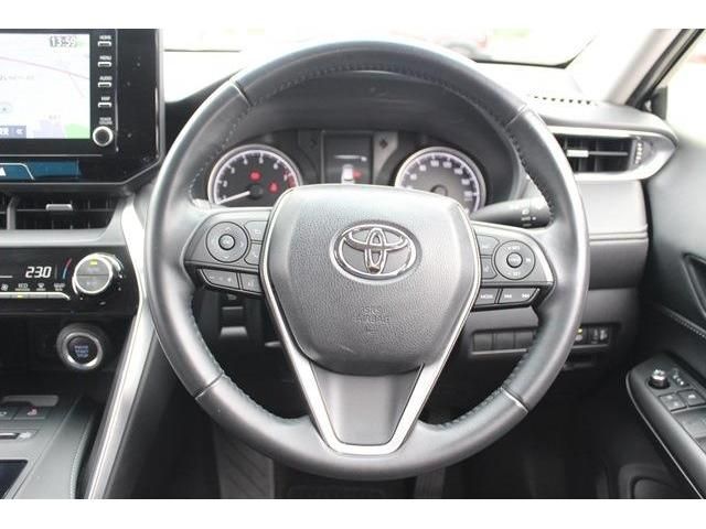 TOYOTA HARRIER 2WD 2022