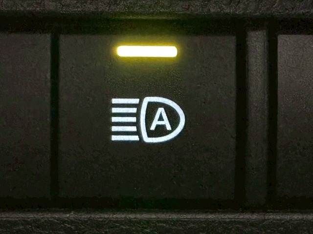 TOYOTA HARRIER 2WD 2023