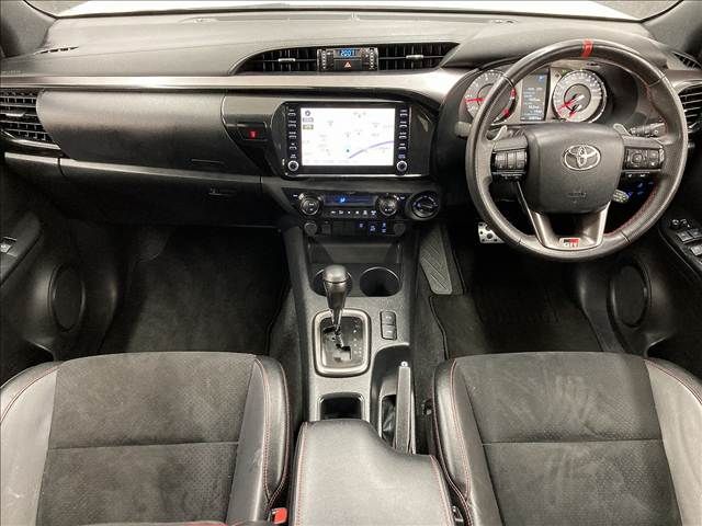 TOYOTA HILUX 4WD 2023