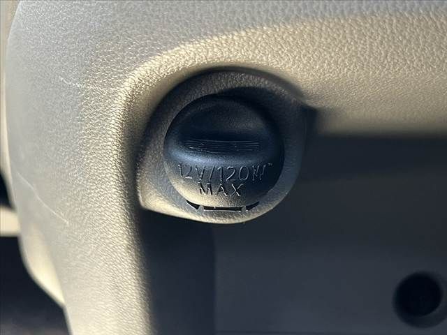 DAIHATSU MIRA e:S 2016