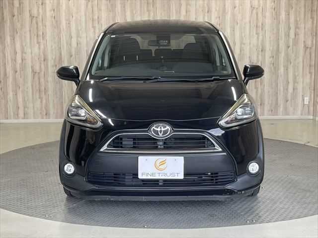 TOYOTA SIENTA 2017