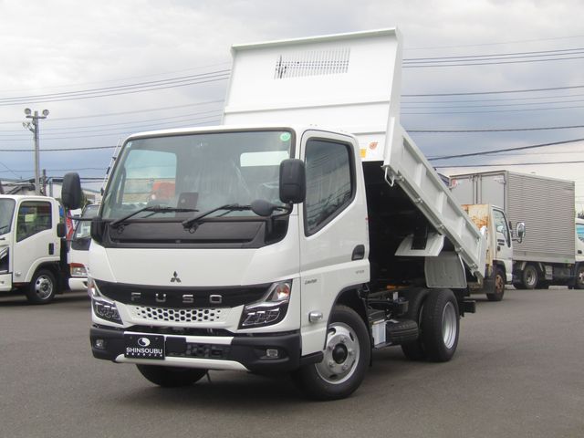 MITSUBISHI CANTER 2025