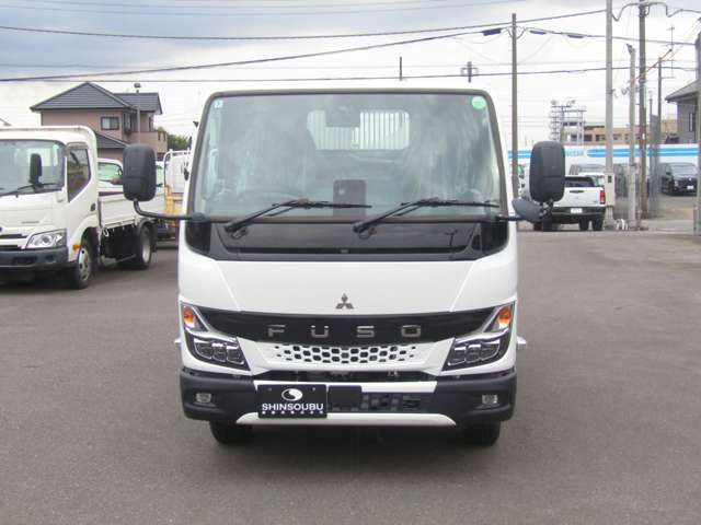 MITSUBISHI CANTER 2025