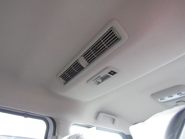 MITSUBISHI DELICA MINI 2025