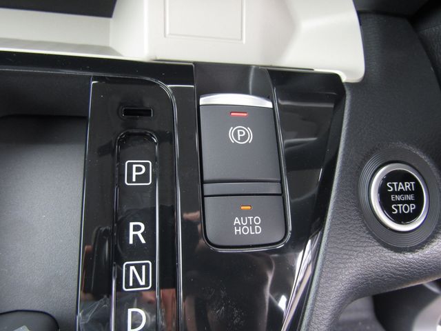 MITSUBISHI DELICA MINI 2025