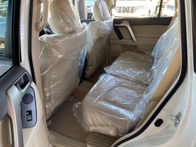 TOYOTA LANDCRUISER PRADO 2022