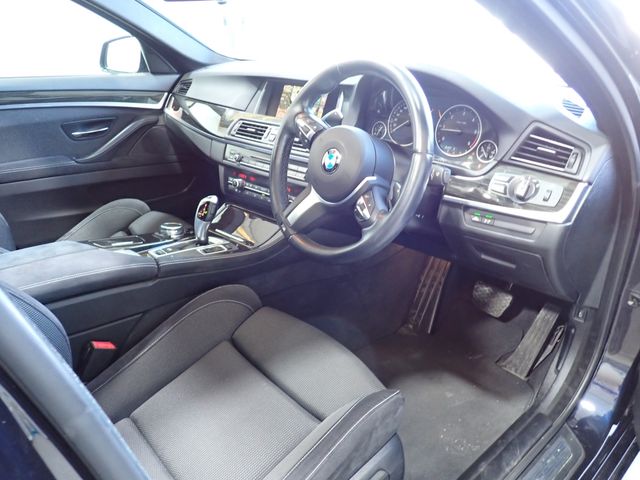 BMW BMW 5series TOURING 2016